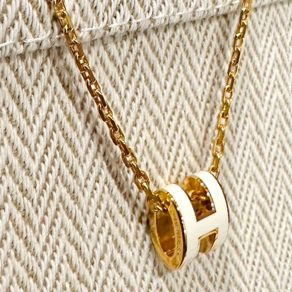 NIB NEW HERMES Mini Pop H Pendant Necklace In Blanc White With Gold Hardware - Picture 3 of 9